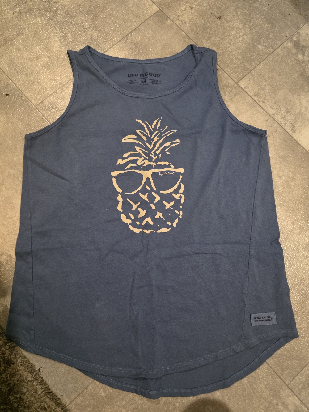Life Is Good Crusher Tank With Pineapple Med